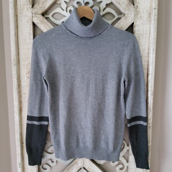 Premise Women's Lightweight Pullover Long Sleeve Turtleneck Knit Sweater in Gray - Picture 1 of 4